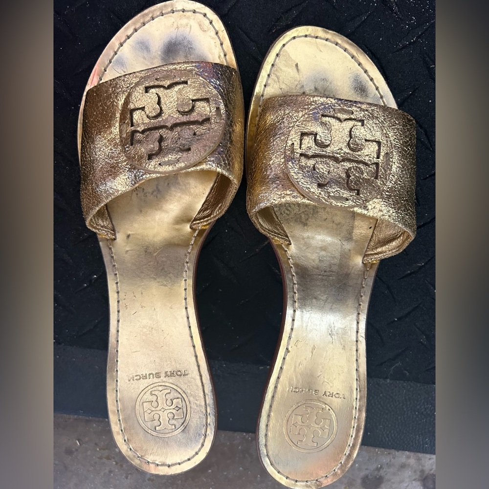 Tory Burch Sandals/small heel